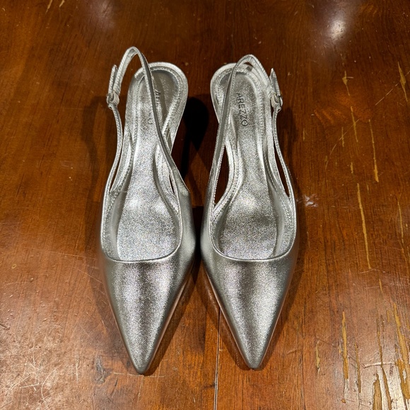 Arezzo Shoes - Arezzo Sutton Low Stiletto Pump